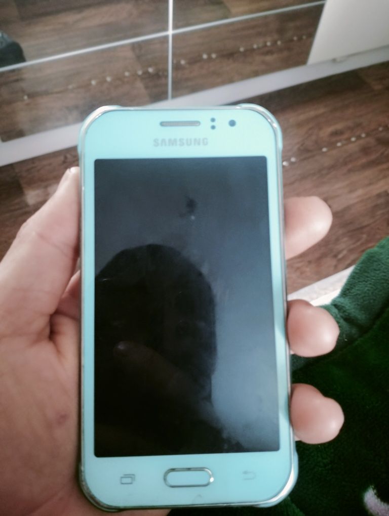 Samsung Galaxy J1 ace