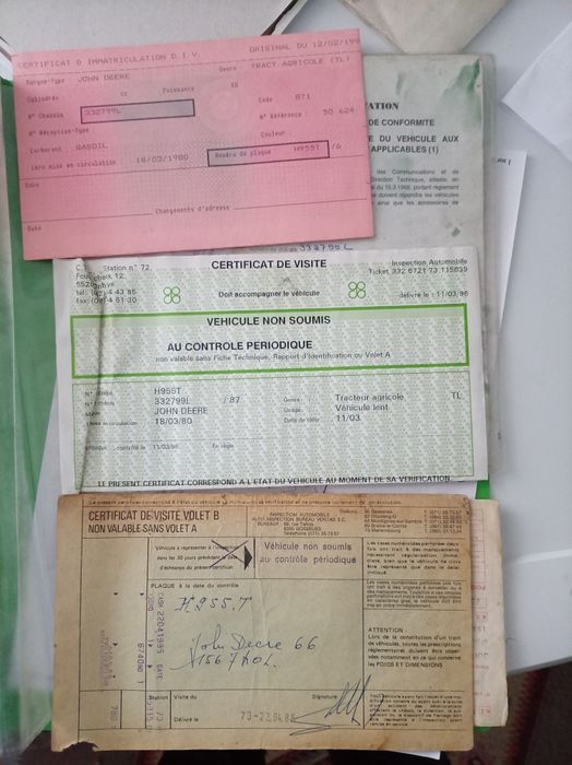 Vând John Deere 2030