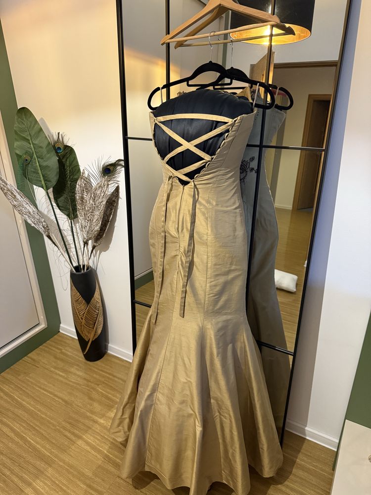Vand rochie seara matase naturala mar S designer Aura Dumitru