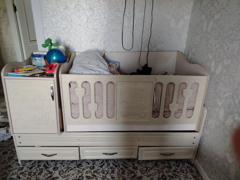 Kravat va lulka sotiladi