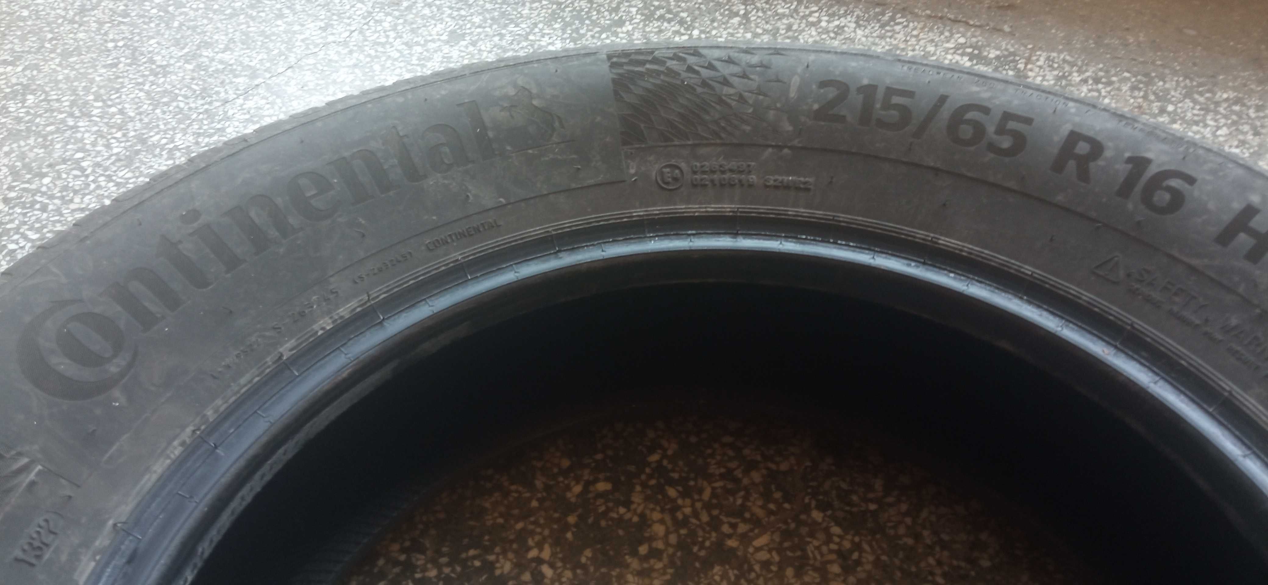 Летни гуми Continental Ultra contact 
215/65R16 H