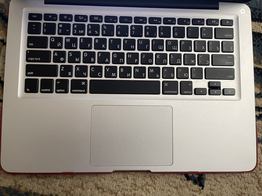 Продам MacBook Pro