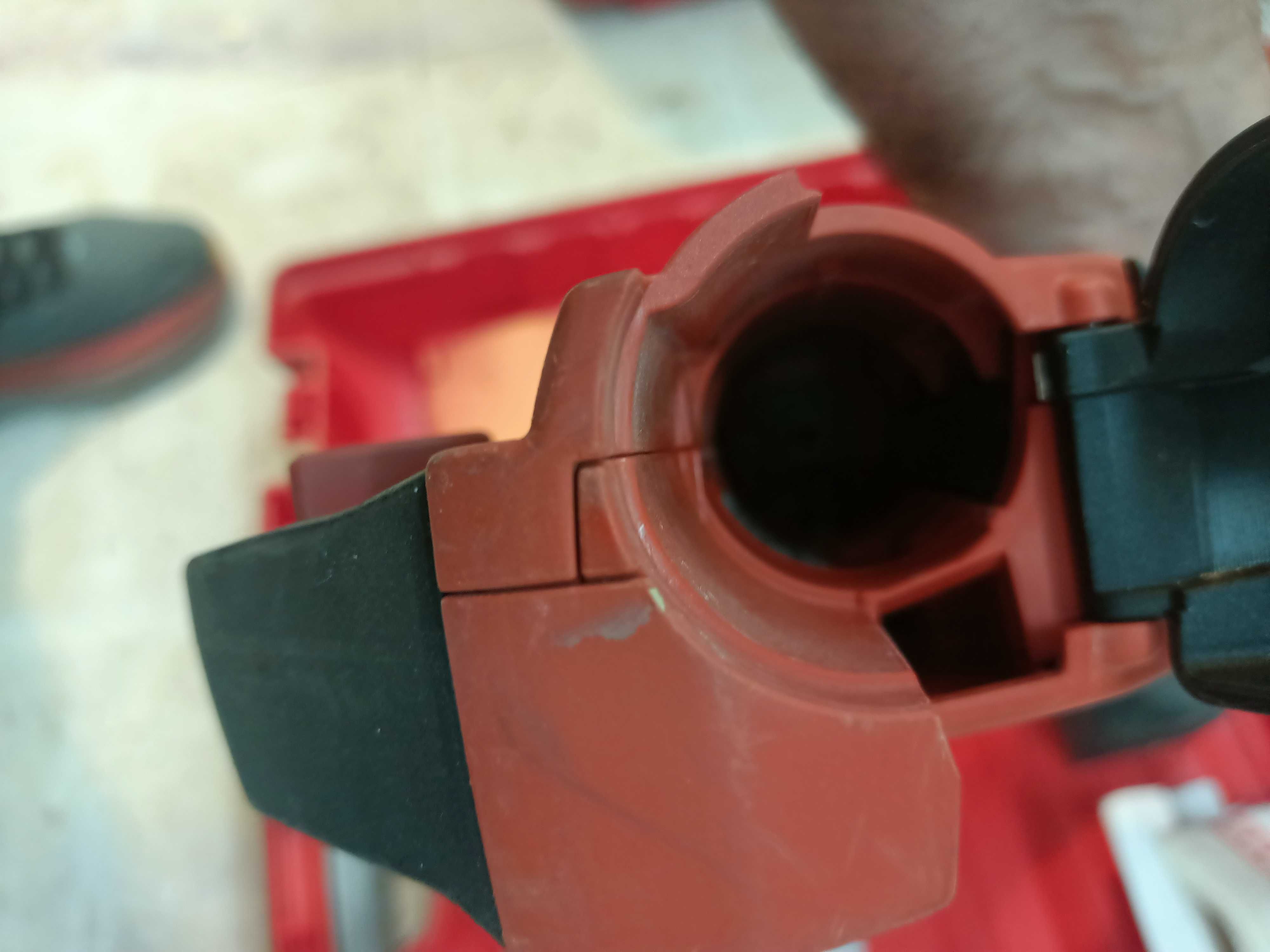 Hilti GX 120 – Pistol profesional pe gaz pentru bătut cuie