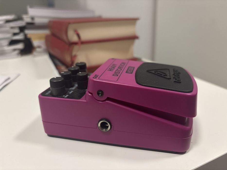 Pedală Behringer HD300 (Heavy Distorsion)