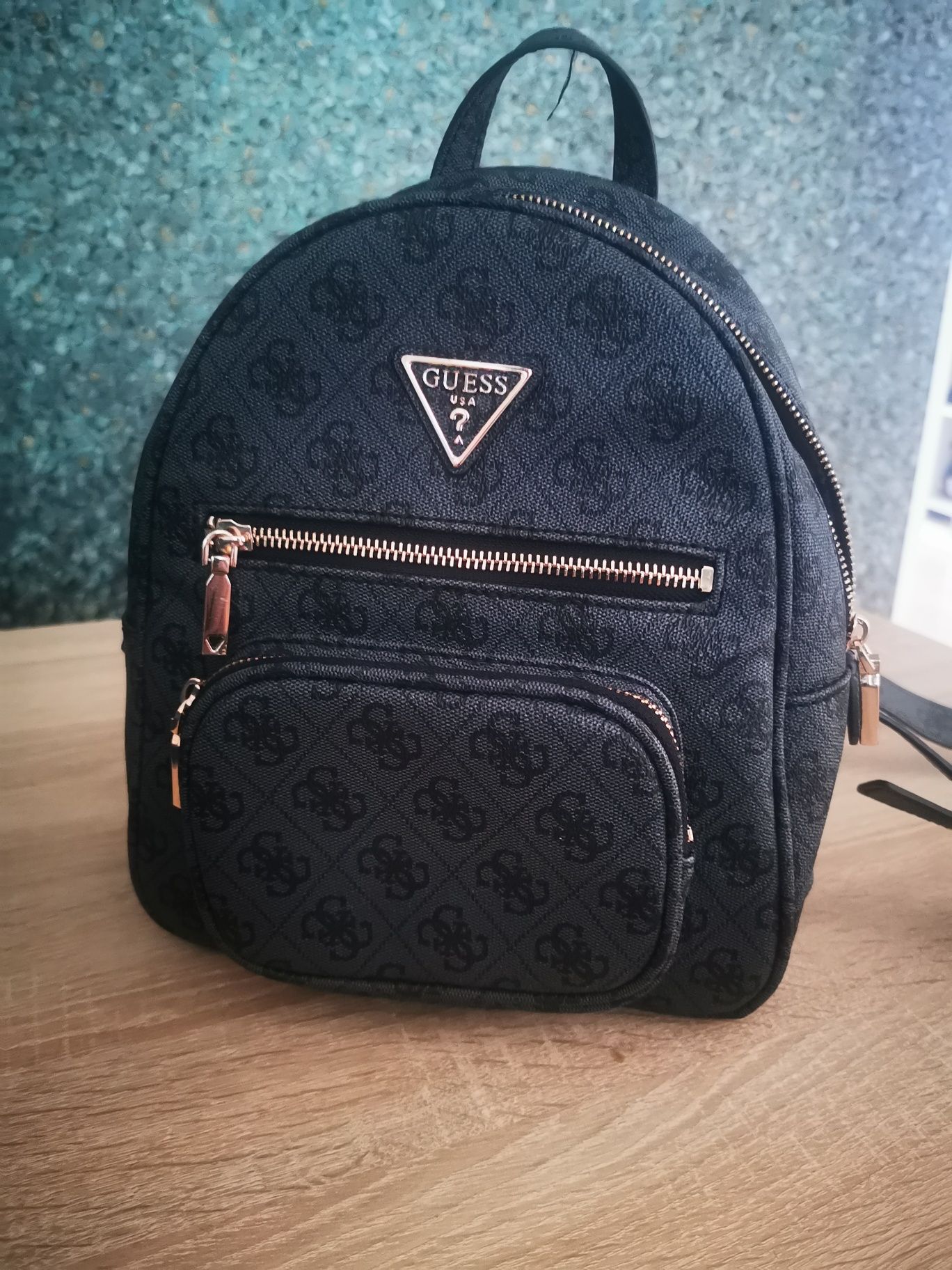 Rucsac dama guess aproape nou