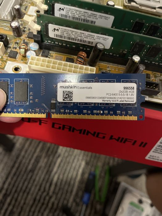 KIT PC RETRO Asus IPIBL-LB intel core2quad 8gb ddr2