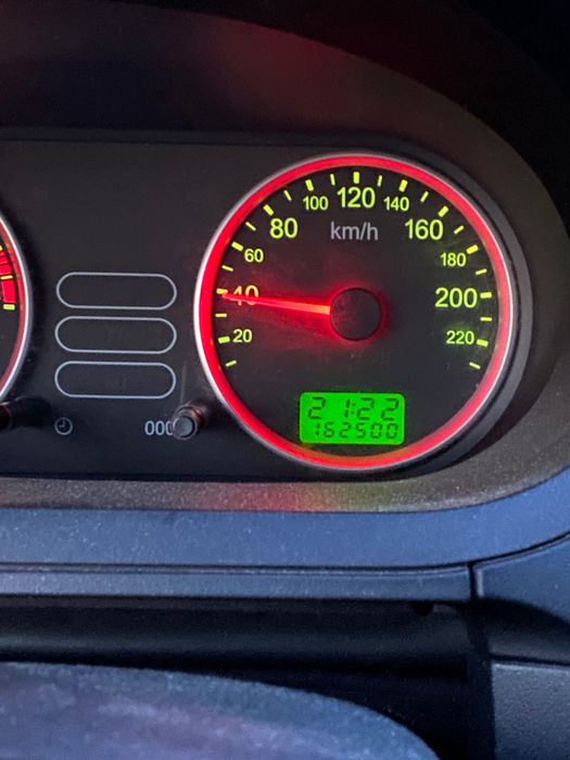 Vând Ford Fiesta 1.3 Benzină