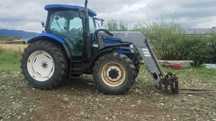Tractor New Holland TS100A cu încărcător frontal