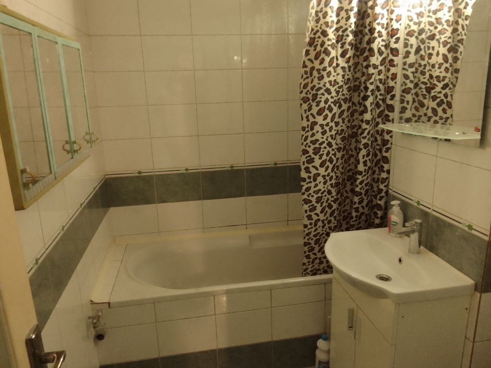 Închiriez apartament ultracentral