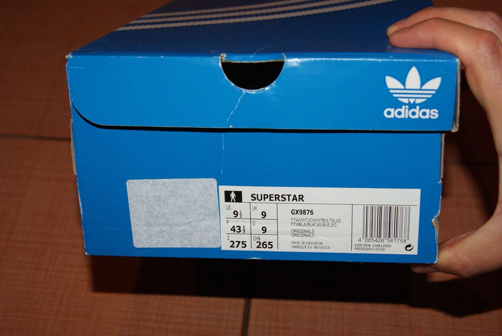 бели Stan Smith - Adidas кецове UK9 EU 43