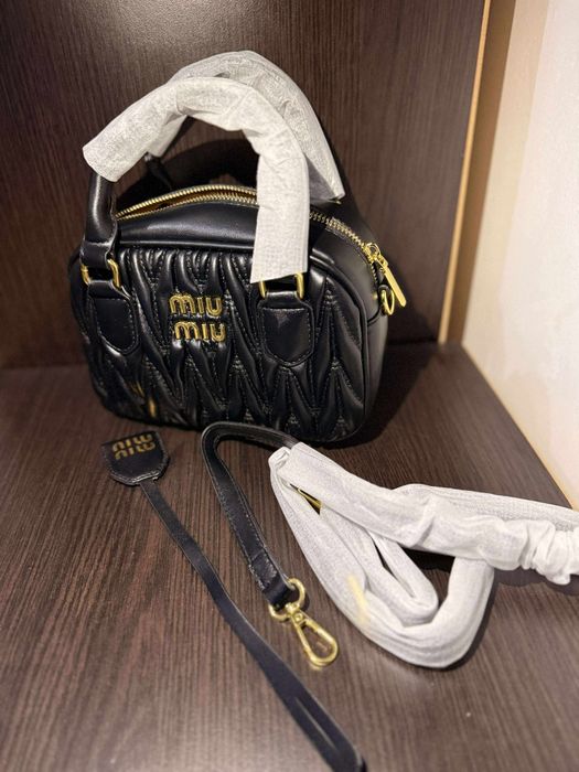 Miu miu genti de femei