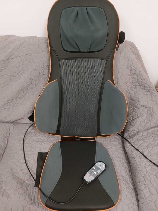 Scaun pentru masaj Shiatsu Medisana MC 825, 4 zone de masaj, impecabil