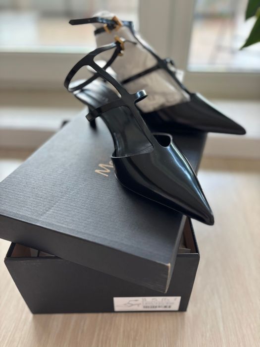 Vand pantofi cu toc,massimo dutti, negri, noi