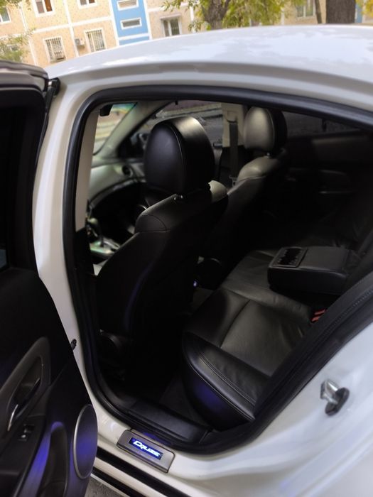 Cruze 1.8 Идеал Ягона