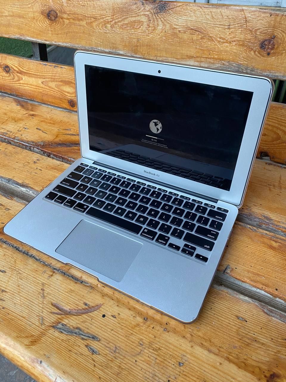 MacBook air 11.6 дюйм/ тонкий , лёгкий , удобный