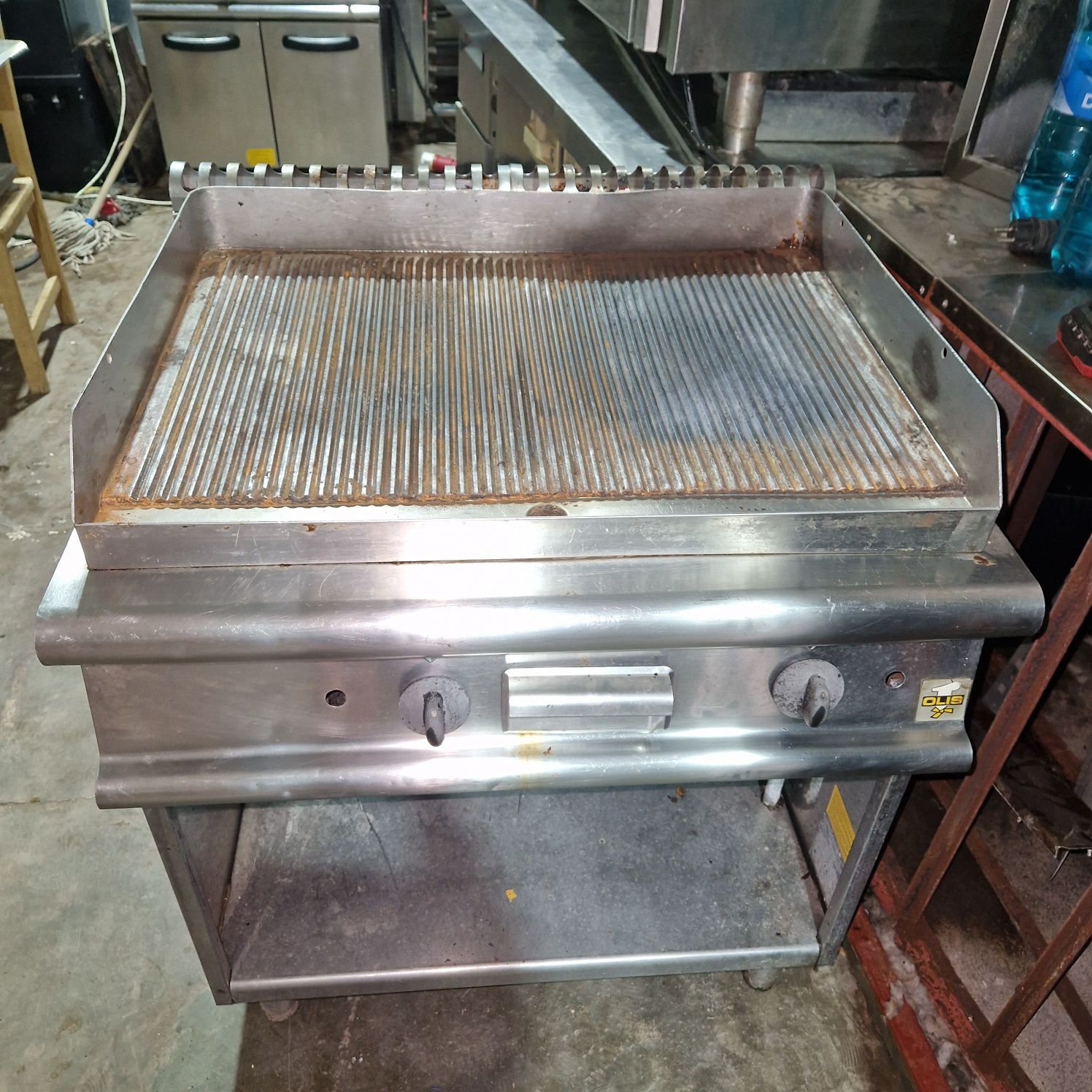 Gratar pe gaz cu banc, din inox, cu suport, sau electric