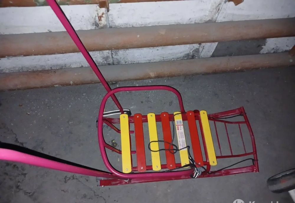 Срочно продам санки