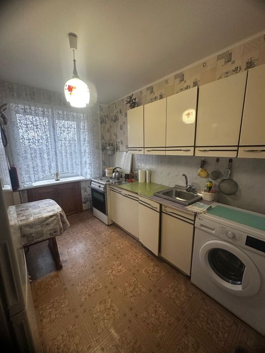 4 комнатная квартира 76 кв.м р-н Колхозного рынка