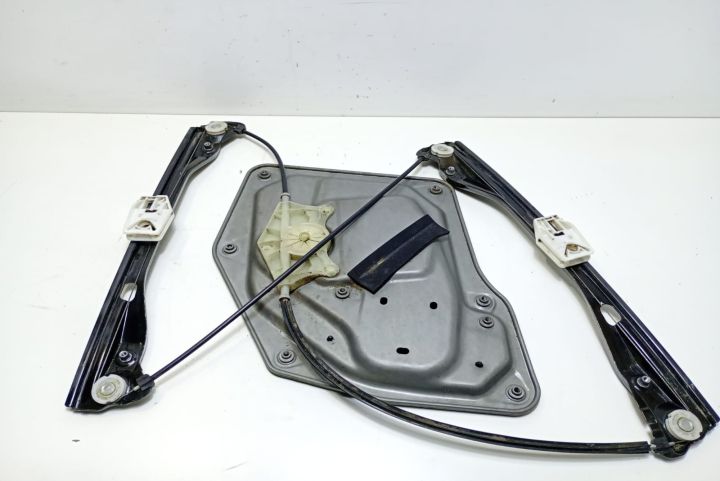 Macara  dreapta fata Skoda Superb a 2-a generatie (facelift)