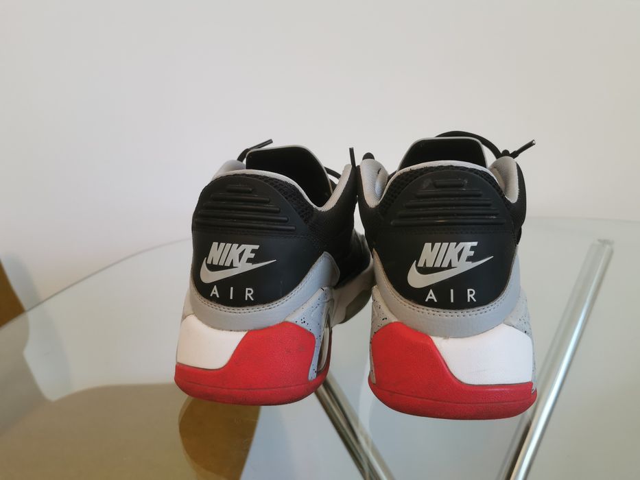 Adidas. Jordan Point Lane