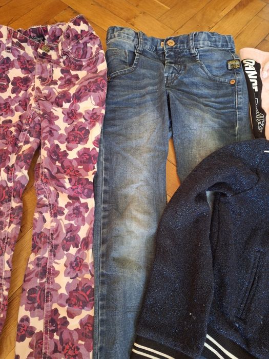 Лот моркови дрешки за момиче.122