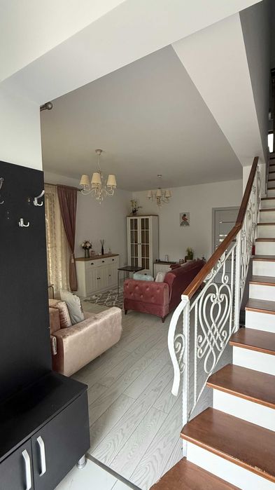 Casa tip duplex in Iasi, Barnova