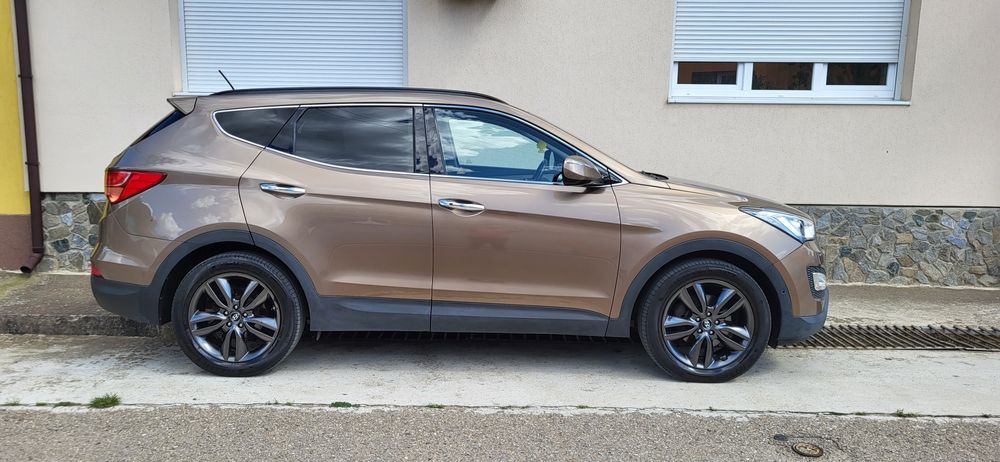 De vânzare Hyundai Santa Fe