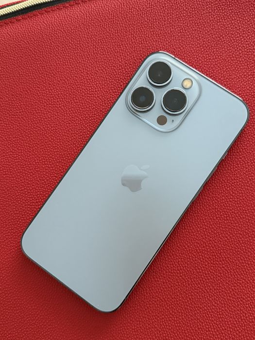 Iphone 13 Pro, 256 ГБ, в идеальном состоянии