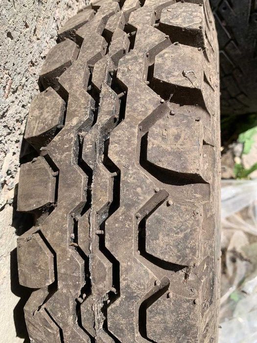 Абсолютно новая покрышка с камерой.BULGARIA