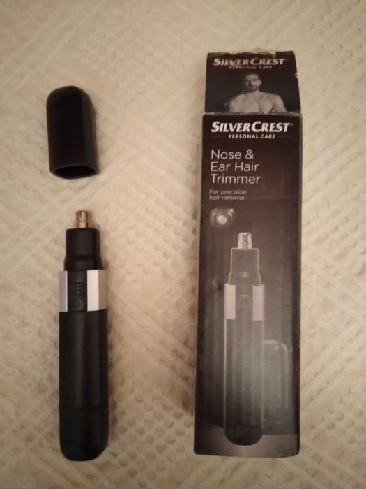 Trimmer pentru îndepărtarea excesului de păr