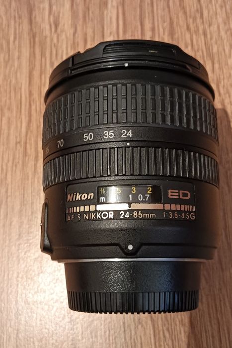 Nikon D800+Obiectiv Nikon 24-85 mm