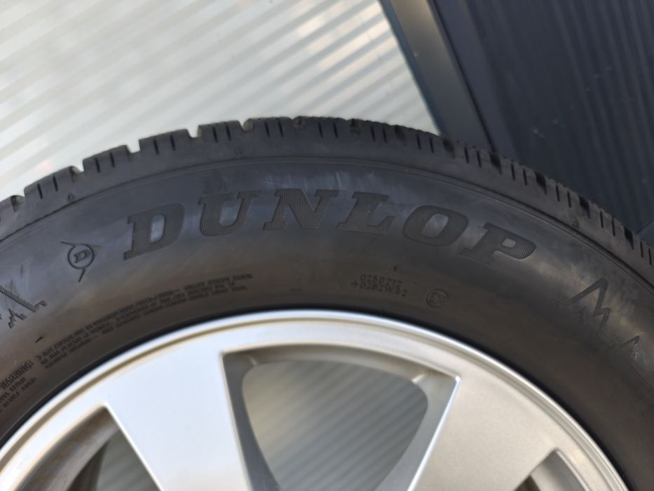 Dunlop Winter Sport 5 SUV XL 235/65 R17 108H