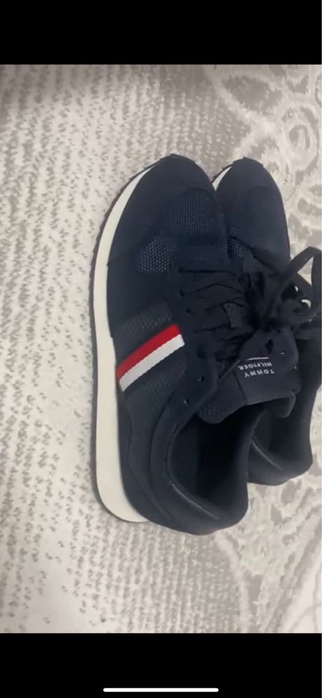 Кроссовки Tommy Hilfiger