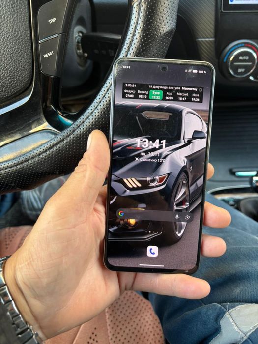 Телефон продается Виво 40.