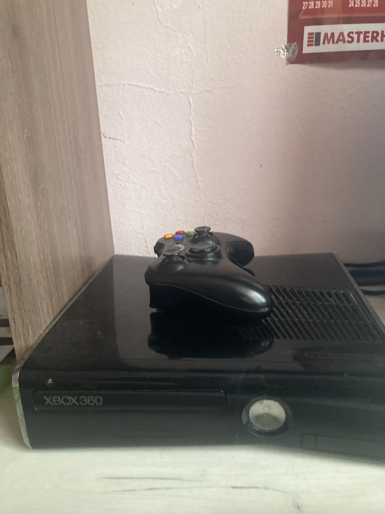 Xbox360 със 20+ Игри