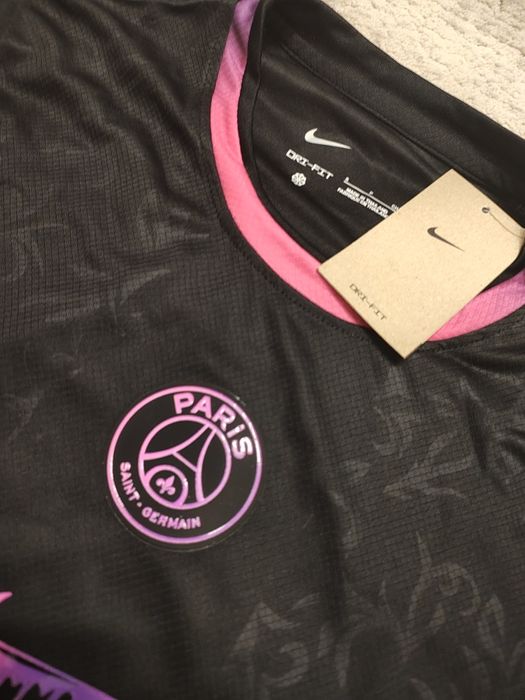 Tricou Nike x PSG mărime s negru ,nou