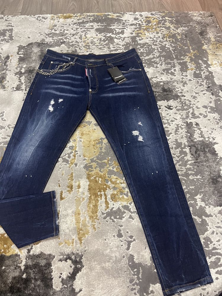 Blugi DSQUARED colectia noua Poze reale 100% Calitate superioara ! Mar