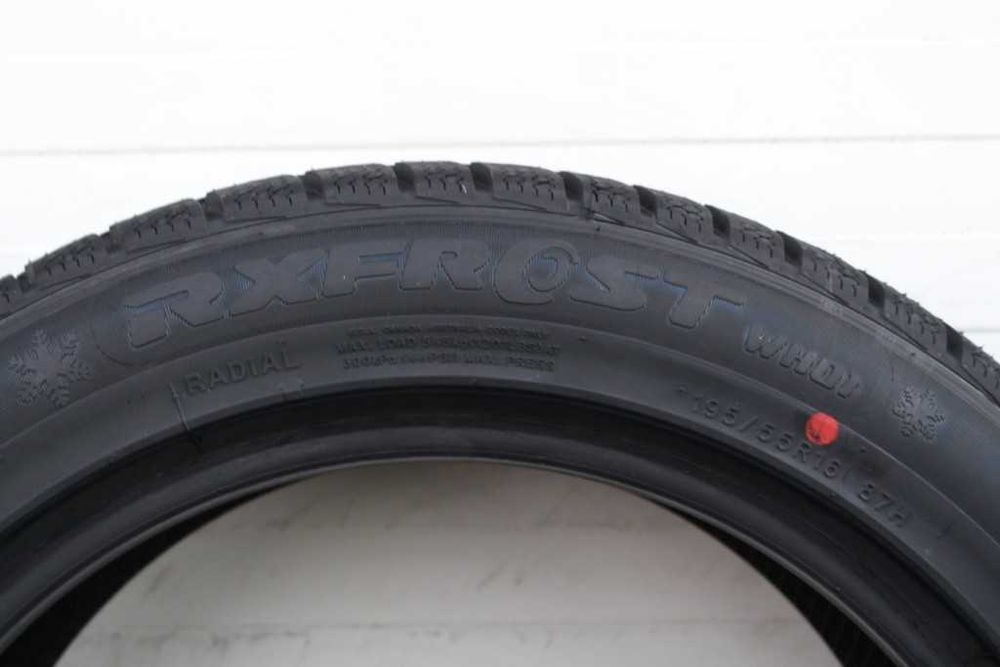 Anvelope iarna noi 195/55R16, 87H, XL, RoadX, DOT 2025