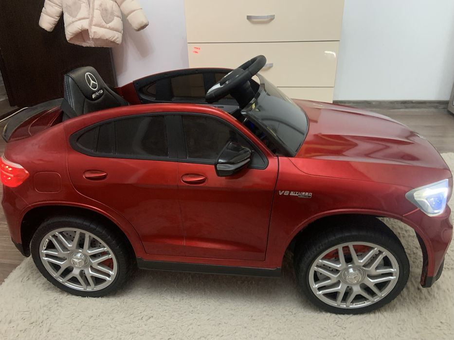 Masinuta electrica de copii