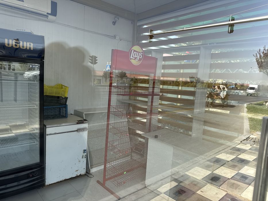 Сдаьётся остановка в аренду под магазин со всеми удобствами