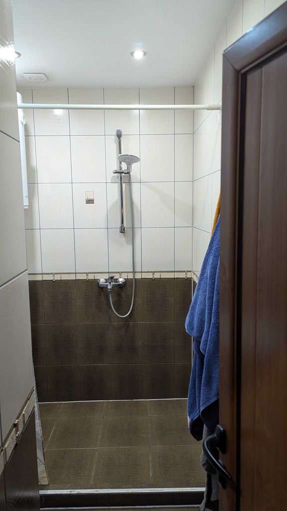 Продава се Четиристаен апартамент в Русе, Център - 101 кв.м за 1436 €/кв.м - Снимка #14
