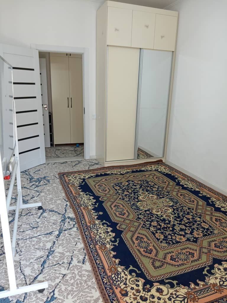 Yakkasaroy tekstilniy insitut yonida bollaga kvartira bor