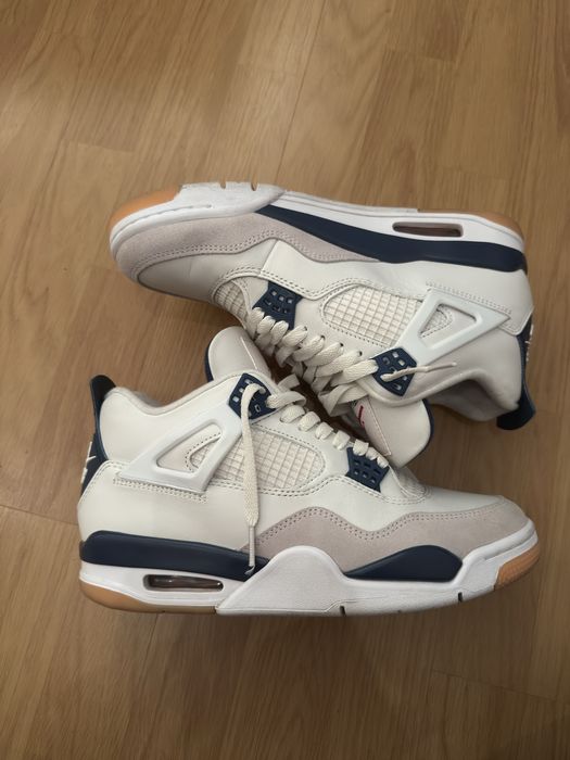 Jordan 4 SB Navy