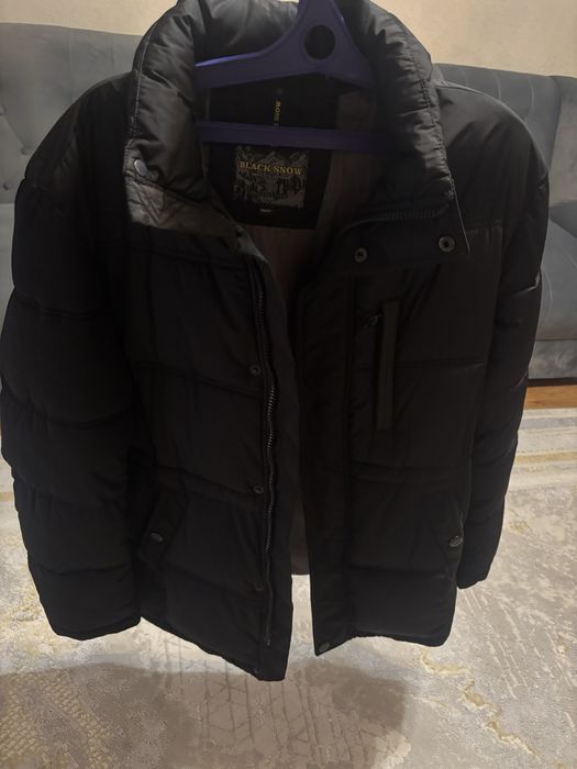 Продам зимнюю новую куртку размер 50 /52