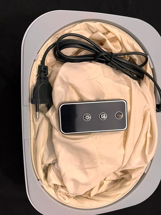 Uscator haine portabil