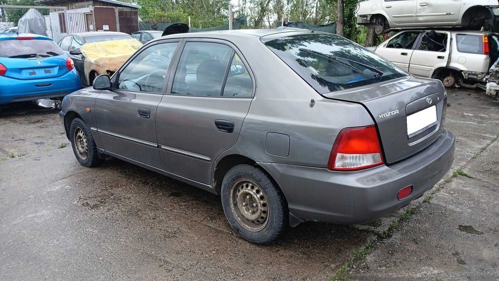Dezmembrez Hyundai Accent 1.5 Diesel Din 2003 - D3EA