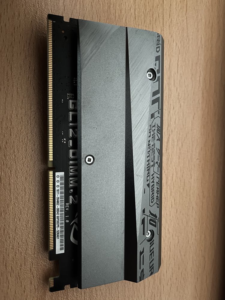 DIMM.2 to PCIe NVME SSD адаптор GL12_DIMM.2 За ДъноASUS ROG
