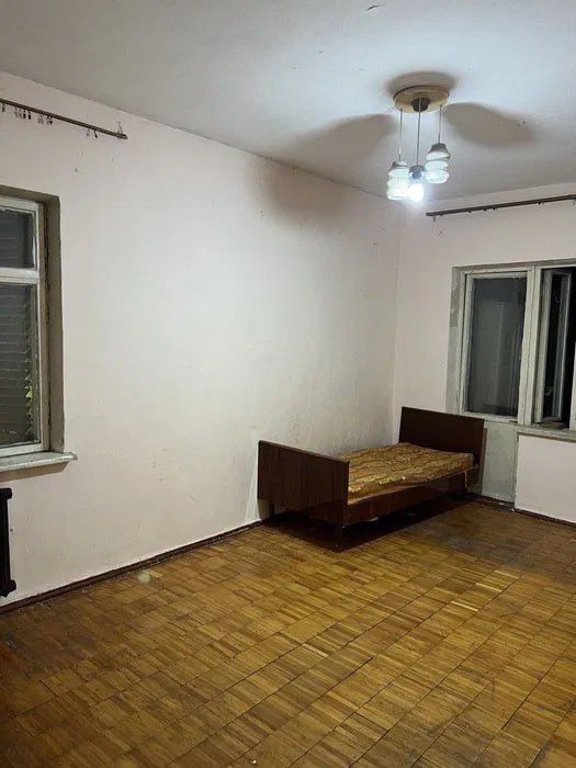 Продаётся 2х комнатная квартира в Сергели 1