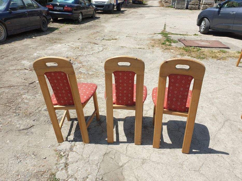 Scaune import-diferite modele