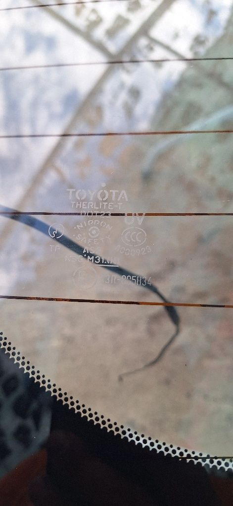 Задно стъкло Тойота Рав 4